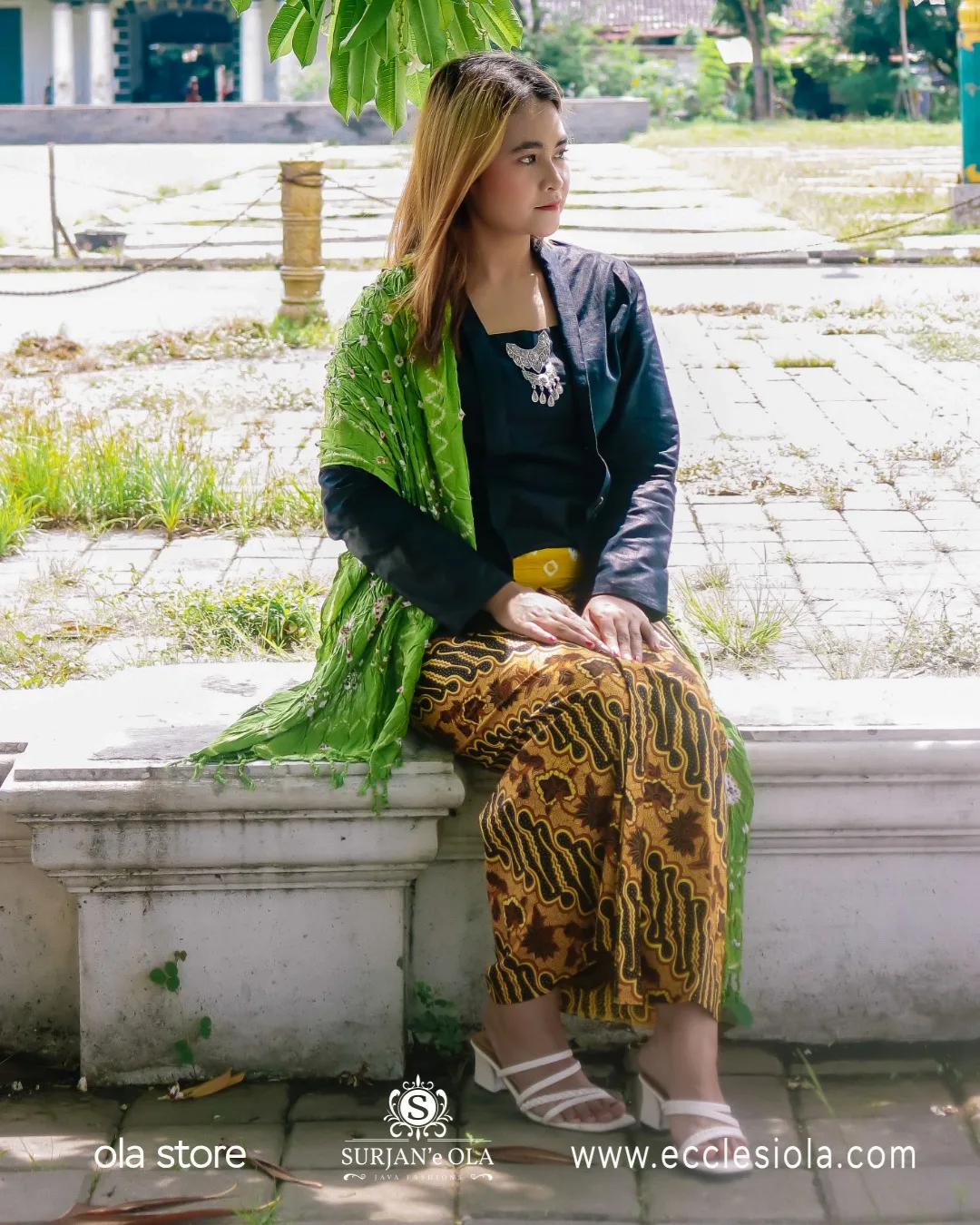 Kebaya Polos